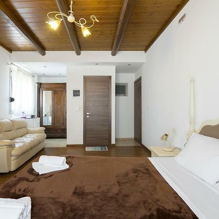 Zaros Hotel Exterior photo