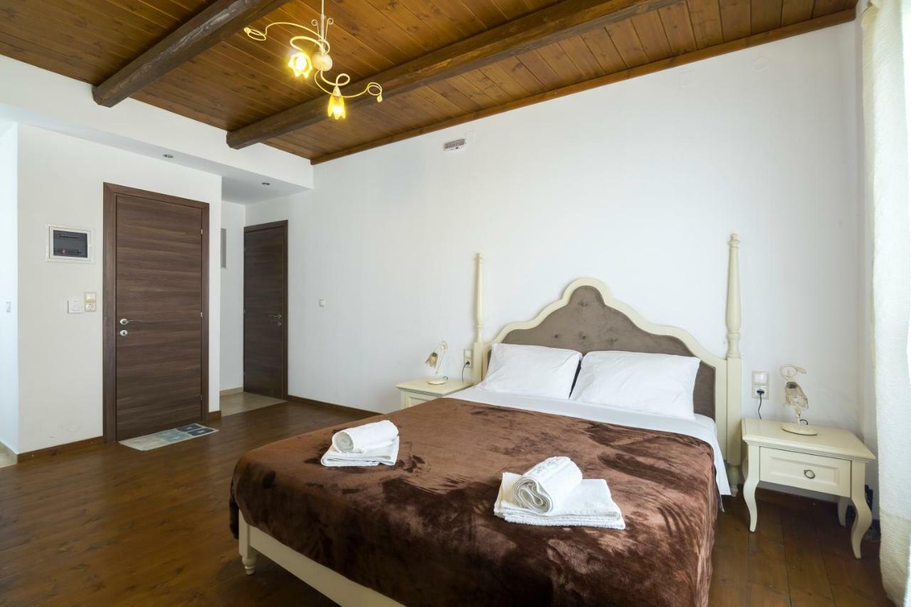 Zaros Hotel Exterior photo